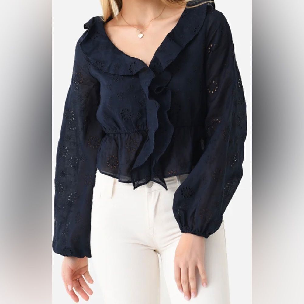FRAME Frame Women's Ruffle Front Eyelet Top NWT